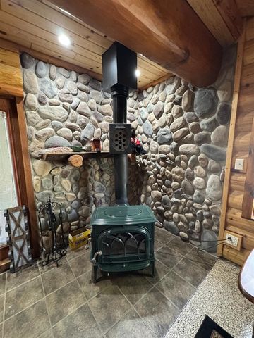 7584 Railroad Grade, Gladwin, MI 48624
