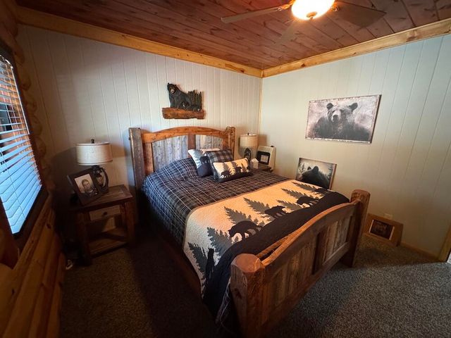 7584 Railroad Grade, Gladwin, MI 48624