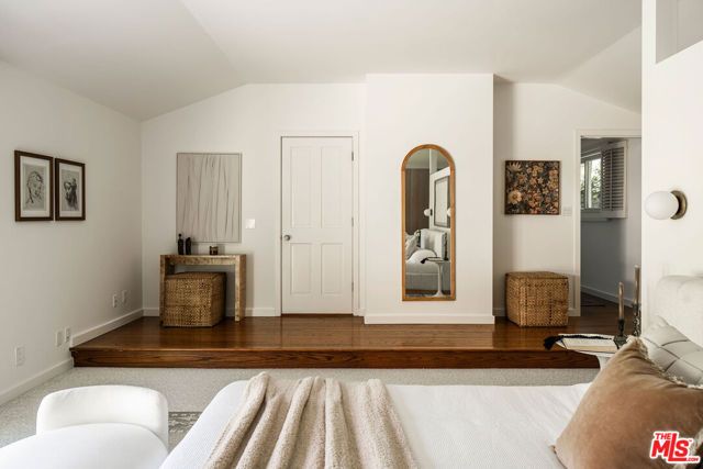 10225 Valley Spring Lane, Toluca Lake (los Angeles), CA 91602