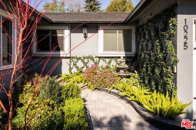 10225 Valley Spring Lane, Toluca Lake (los Angeles), CA 91602