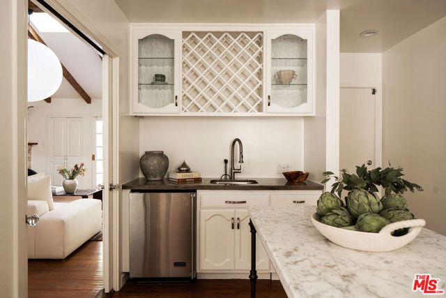 10225 Valley Spring Lane, Toluca Lake (los Angeles), CA 91602