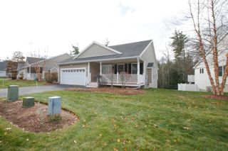 29 Watts Landing # 24, Litchfield, NH 03052