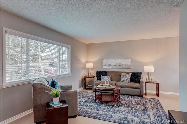 1424 S Simms Street, Lakewood, CO 80232