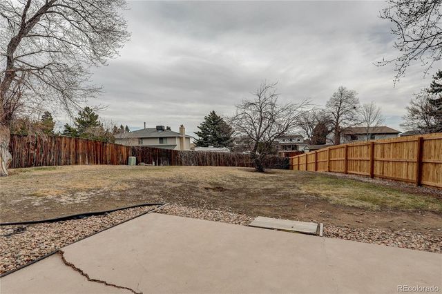 1424 S Simms Street, Lakewood, CO 80232