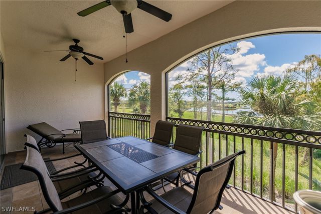 3940 Deer Crossing CT 4-203, Naples, FL 34114