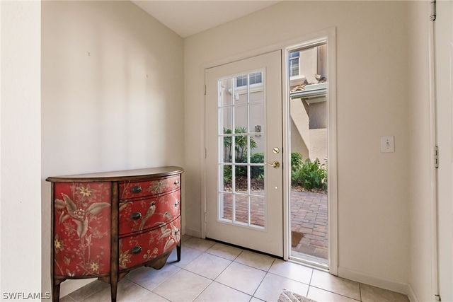 3940 Deer Crossing CT 4-203, Naples, FL 34114