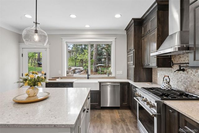 672 Cumberland Road, Larkspur, CO 80118