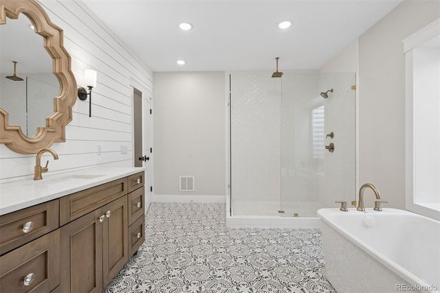 672 Cumberland Road, Larkspur, CO 80118