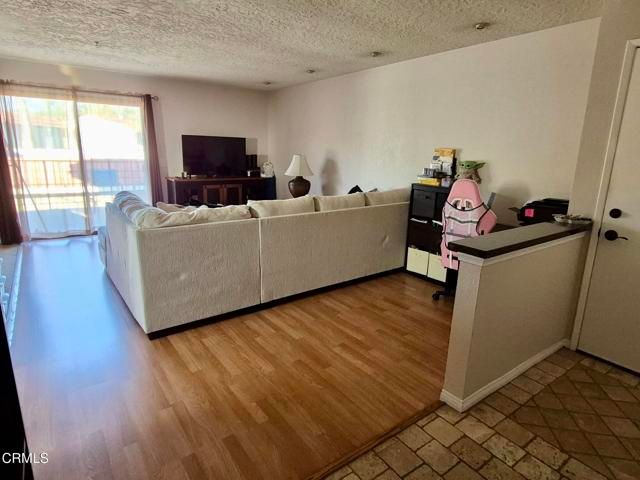 312 W Santa Barbara Street, Santa Paula, CA 93060