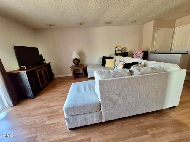 312 W Santa Barbara Street, Santa Paula, CA 93060