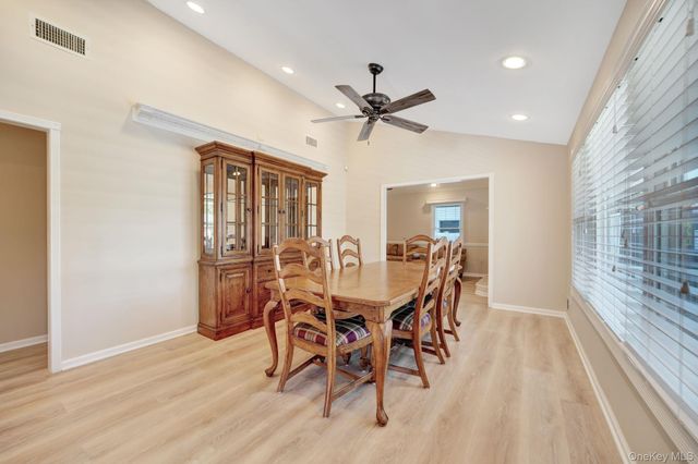 15 Abbey Drive, Commack, NY 11725