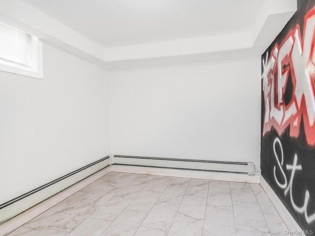 2096 Central Park Avenue, Yonkers, NY 10710