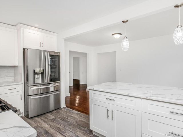 2096 Central Park Avenue, Yonkers, NY 10710