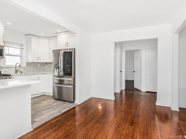 2096 Central Park Avenue, Yonkers, NY 10710