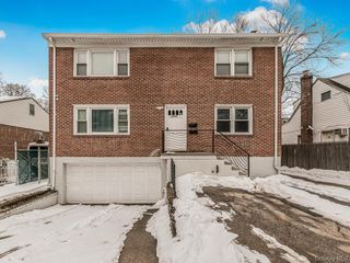 2096 Central Park Avenue, Yonkers, NY 10710