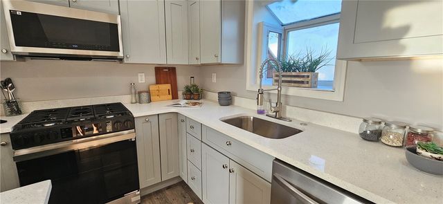 2908 Woodrow St, Liberty Boro, PA 15133