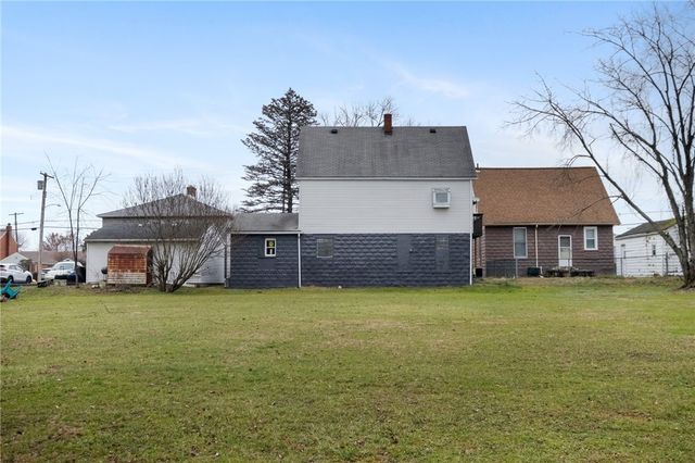 2908 Woodrow St, Liberty Boro, PA 15133