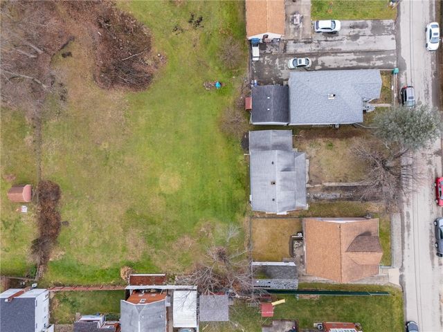 2908 Woodrow St, Liberty Boro, PA 15133