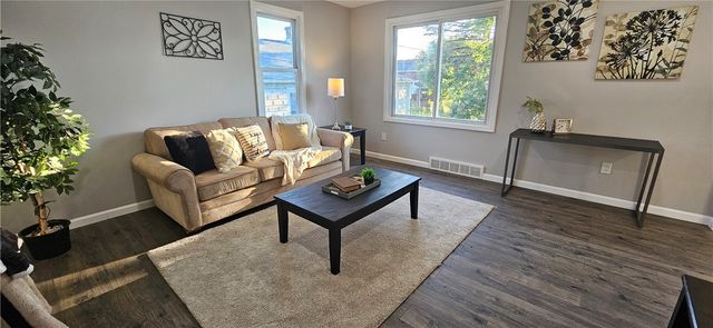 2908 Woodrow St, Liberty Boro, PA 15133