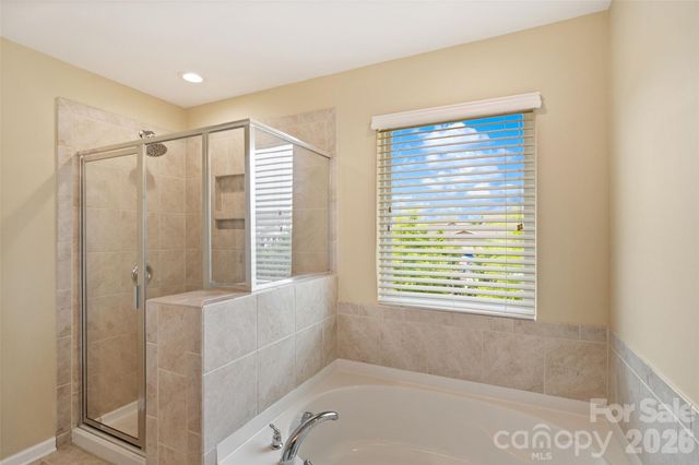 1401 Kings Grove Drive, York, SC 29745