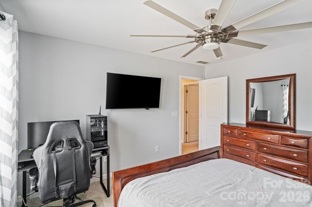 1401 Kings Grove Drive, York, SC 29745