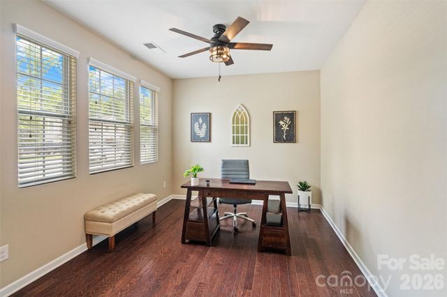 1401 Kings Grove Drive, York, SC 29745