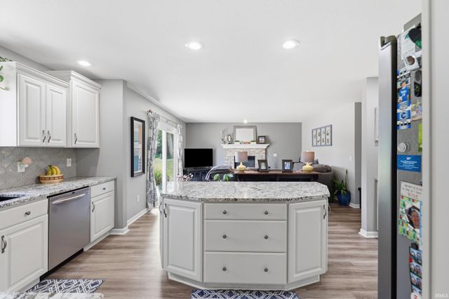 3221 Caledon Place, Fort Wayne, IN 46818