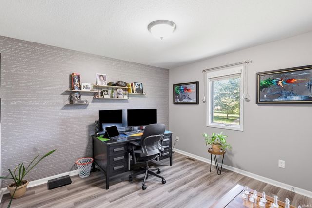 3221 Caledon Place, Fort Wayne, IN 46818