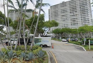 3701 N Country Club Drive 207, Aventura, FL 33180