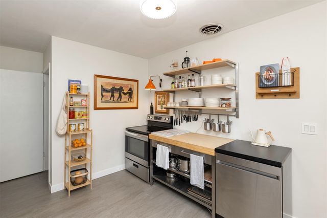 2316 Wakonda View Drive, Des Moines, IA 50321