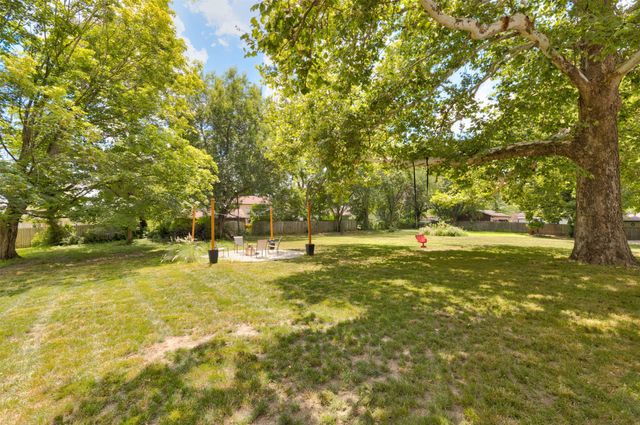 2316 Wakonda View Drive, Des Moines, IA 50321