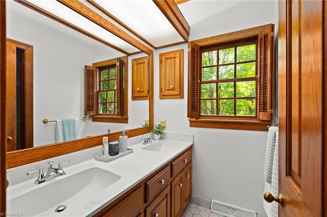 312 Partridge Lane, Lexington, NC 27292