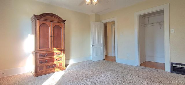 300 N 13th Street, Escanaba, MI 49829