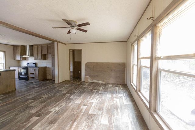 433 Busby Lane, Pineville, MO 64856