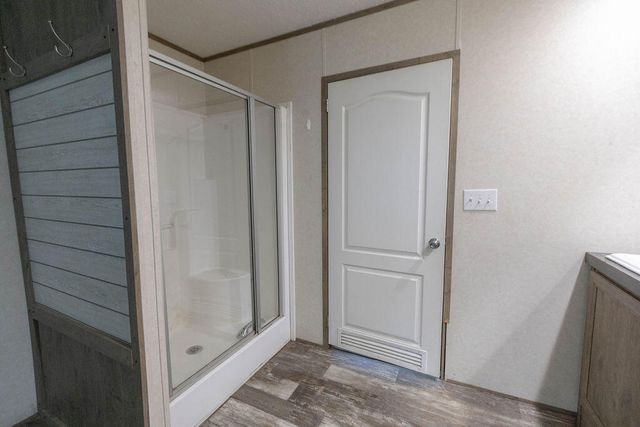 433 Busby Lane, Pineville, MO 64856