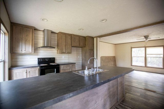 433 Busby Lane, Pineville, MO 64856