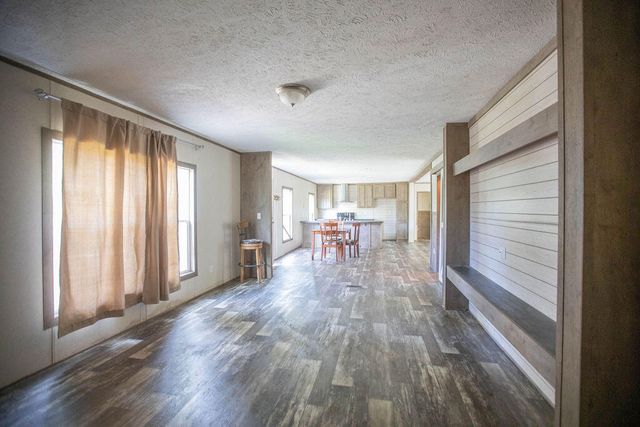 433 Busby Lane, Pineville, MO 64856