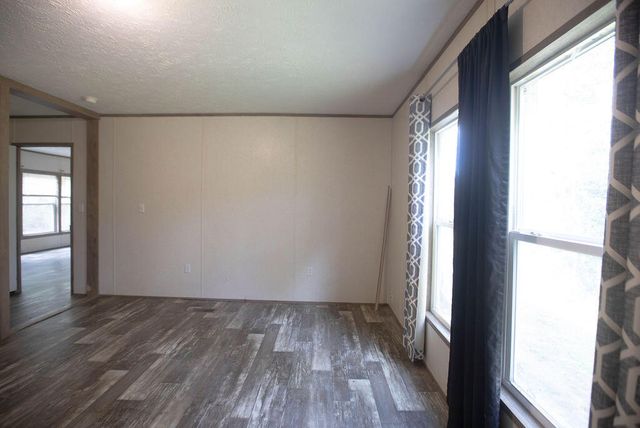 433 Busby Lane, Pineville, MO 64856