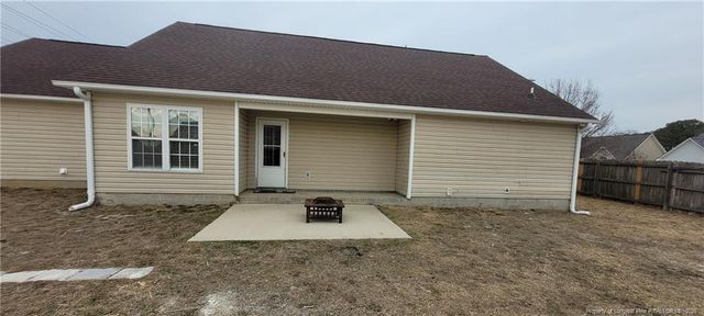 409 Lewis Clark Drive, Hope Mills, NC 28348