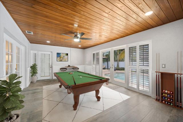 14832 PADDOCK Drive, Wellington, FL 33414