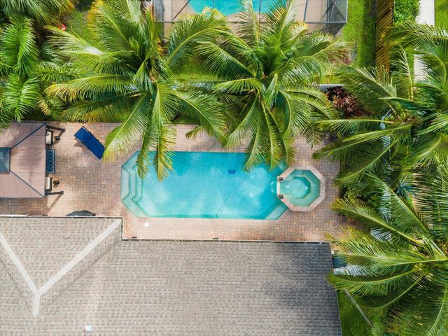 14832 PADDOCK Drive, Wellington, FL 33414