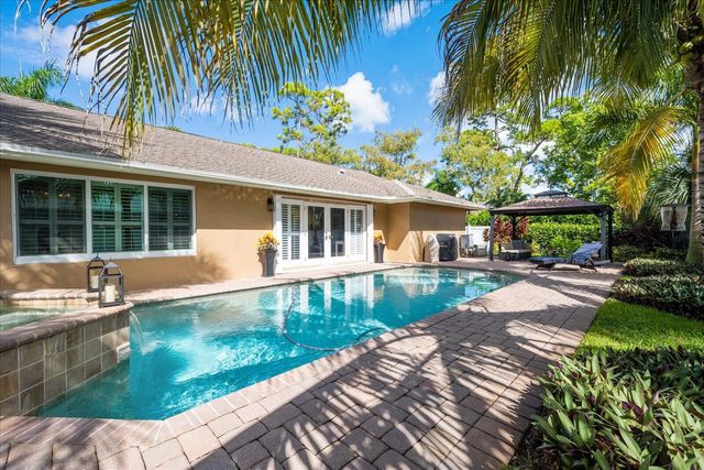 14832 PADDOCK Drive, Wellington, FL 33414