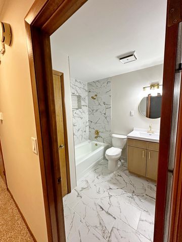 8440 Van Buren Court, Munster, IN 46321