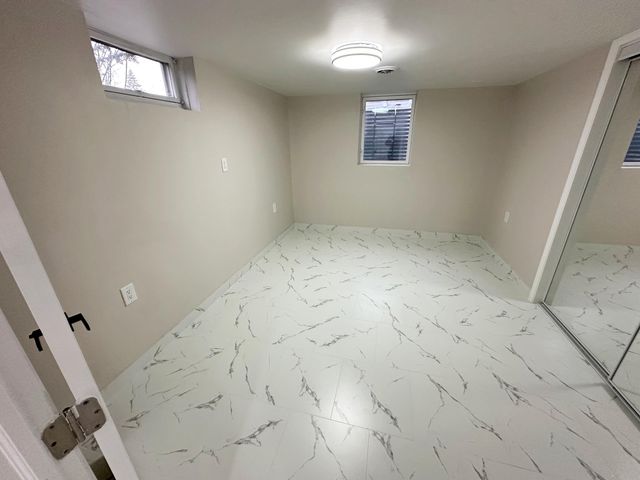 8440 Van Buren Court, Munster, IN 46321