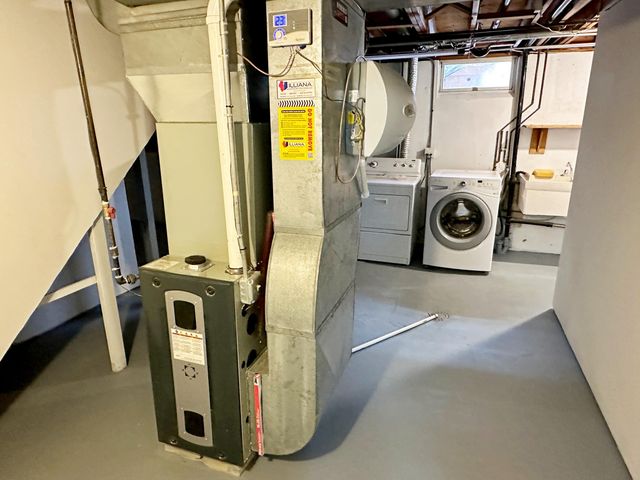 8440 Van Buren Court, Munster, IN 46321