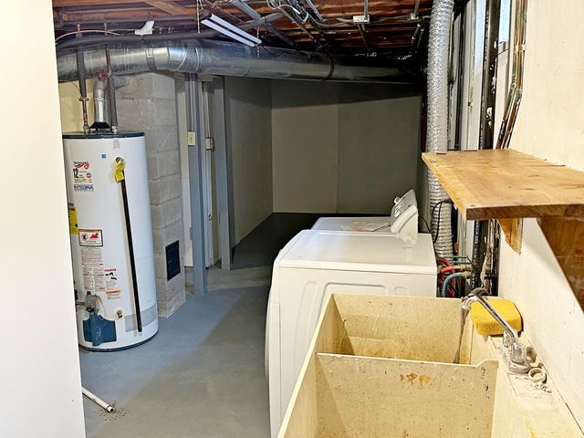 8440 Van Buren Court, Munster, IN 46321