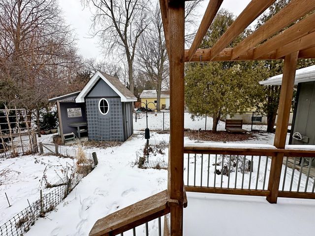 8440 Van Buren Court, Munster, IN 46321