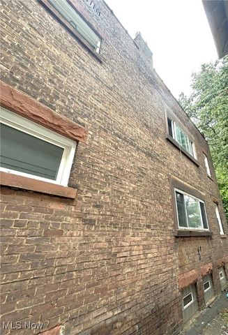 1675 Carlyon Road, East Cleveland, OH 44112