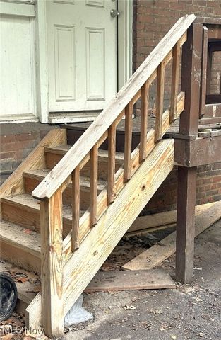 1675 Carlyon Road, East Cleveland, OH 44112