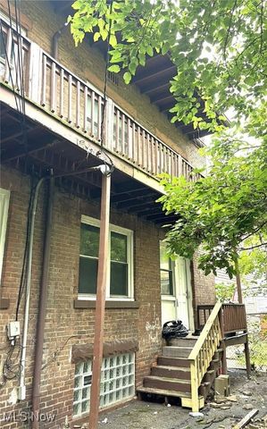 1675 Carlyon Road, East Cleveland, OH 44112